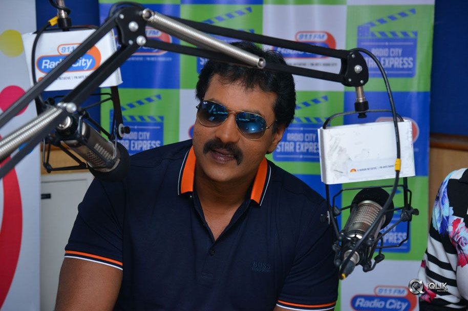 Eedu-Gold-Ehe-Movie-Team-At-Radio-City